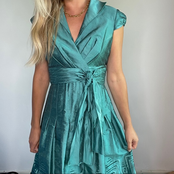 Adrianna Papell Aqua Green Tie Belt Collared Dress - Picture 9 of 11